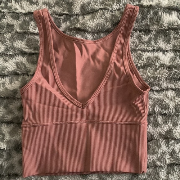 Lululemon Power Pivot Rib Top - Picture 2 of 3